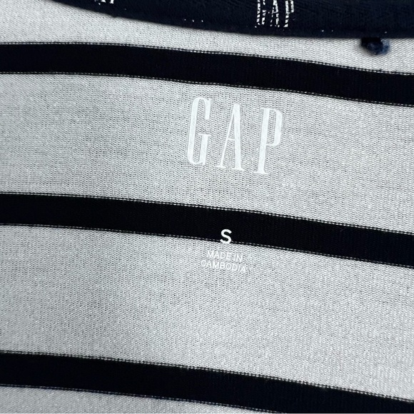 Preppy Stripe Bundle of Two Tops Navy White size Small - Picture 5 of 9